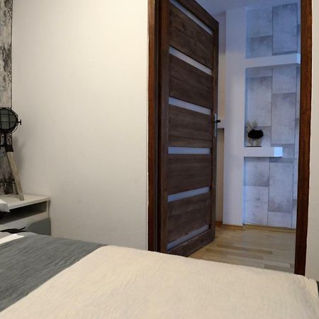 Apartament Columbus Apartment Ustrzyki Dolne Luaran gambar